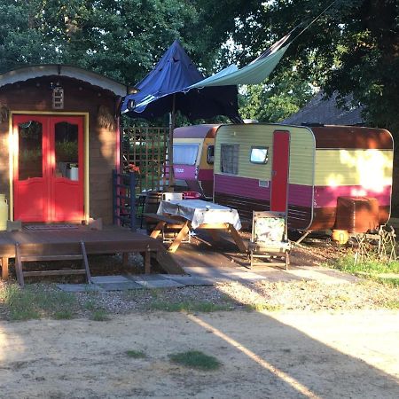 La Roulotte CHAINOUX Bains-sur-Oust Extérieur photo